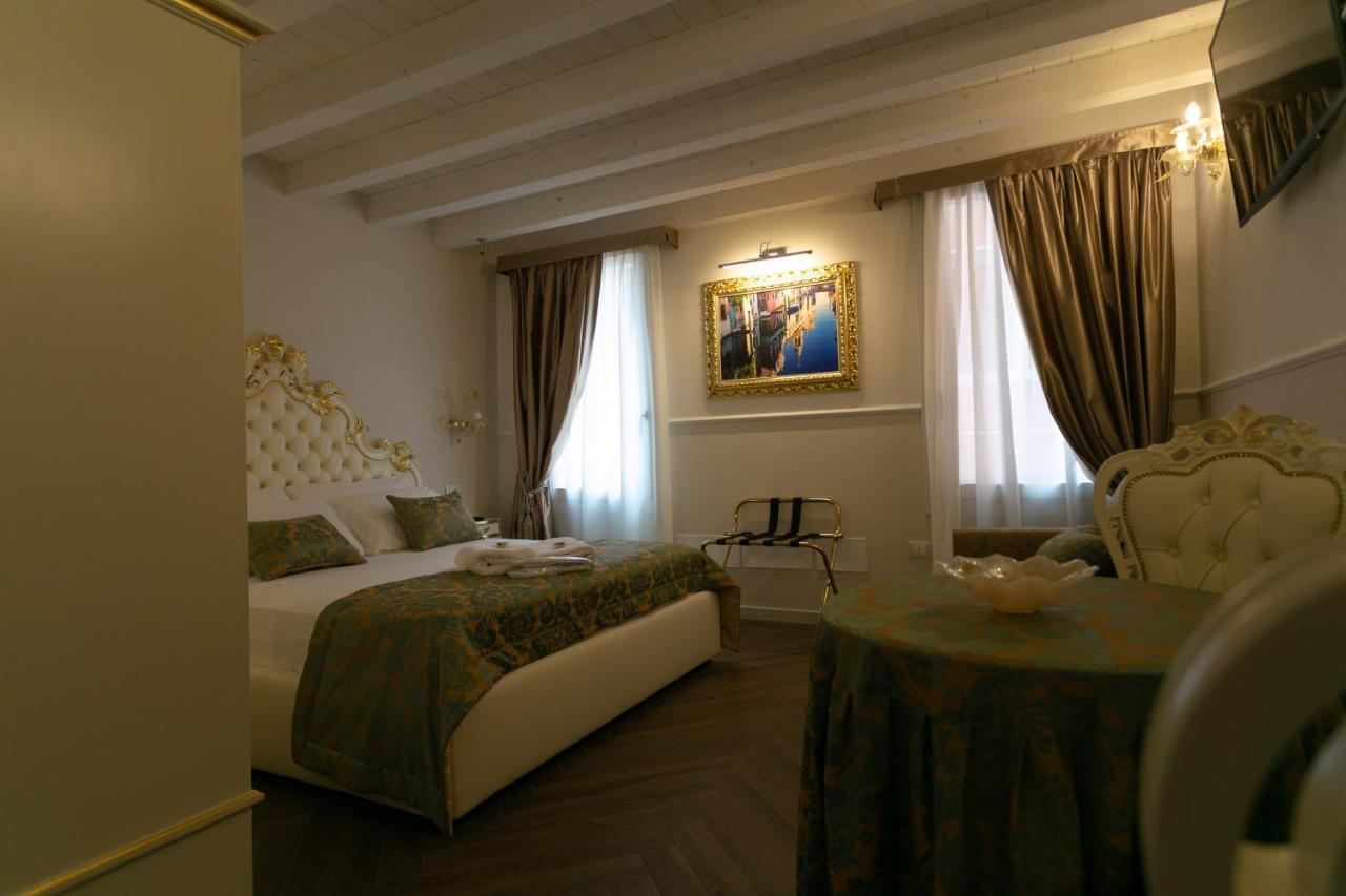 Ca' Vittoria Boutique House Apartsuite Кьоджа Экстерьер фото
