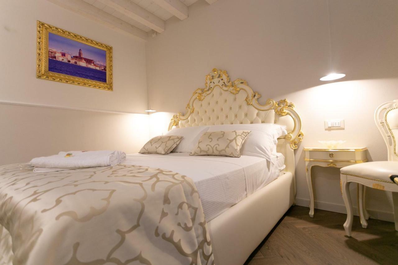 Ca' Vittoria Boutique House Apartsuite Кьоджа Экстерьер фото