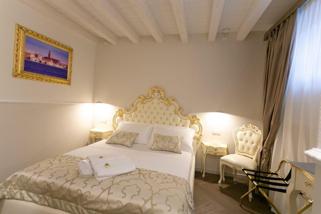 Ca' Vittoria Boutique House Apartsuite Кьоджа Экстерьер фото