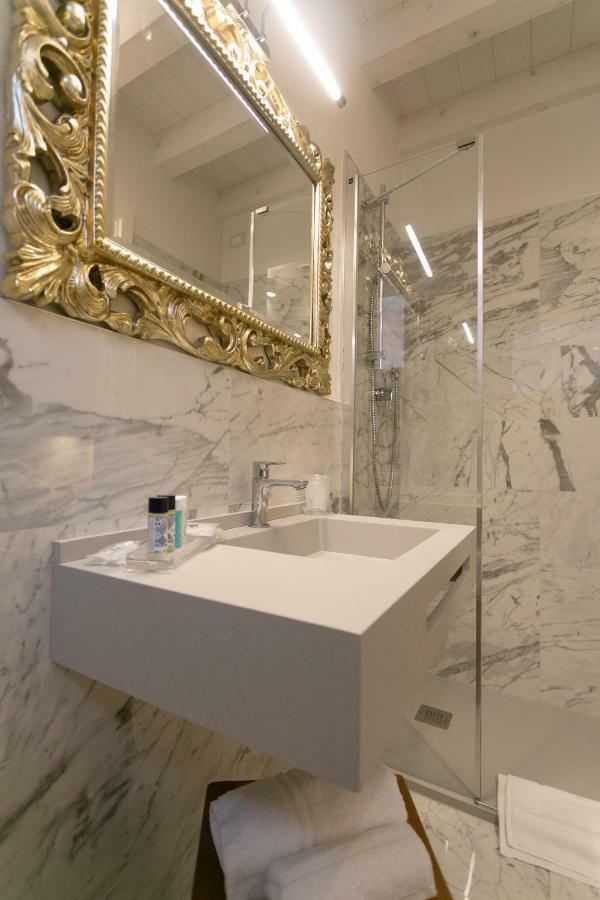 Ca' Vittoria Boutique House Apartsuite Кьоджа Экстерьер фото
