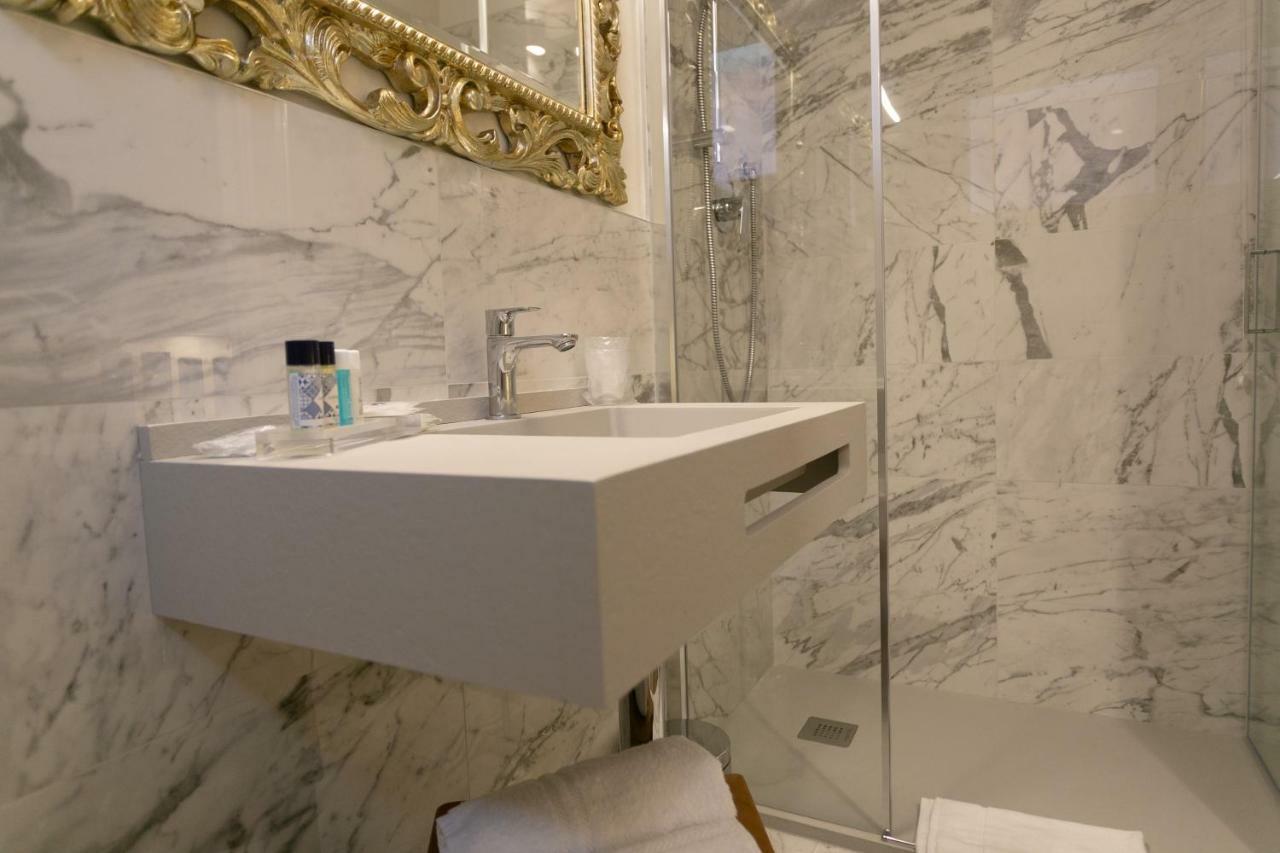 Ca' Vittoria Boutique House Apartsuite Кьоджа Экстерьер фото