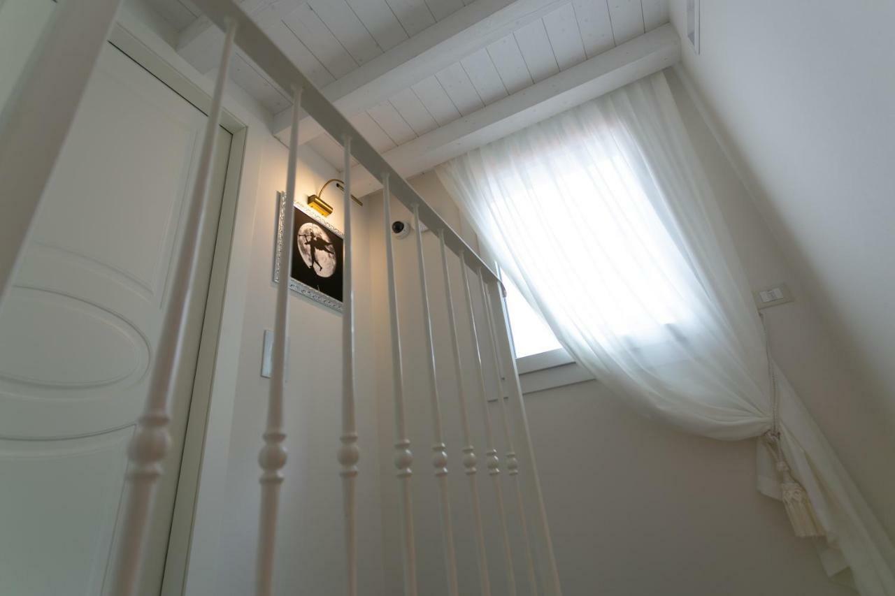 Ca' Vittoria Boutique House Apartsuite Кьоджа Экстерьер фото
