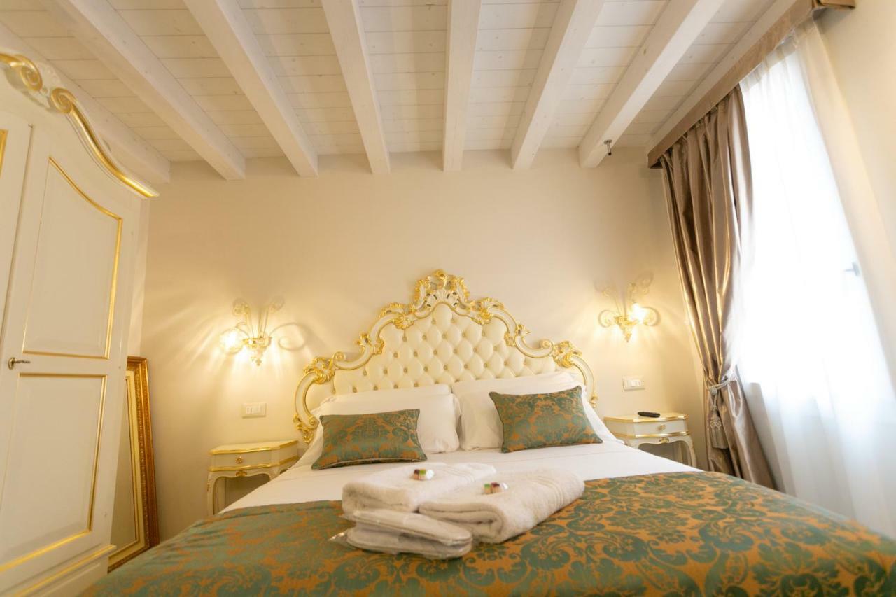 Ca' Vittoria Boutique House Apartsuite Кьоджа Экстерьер фото