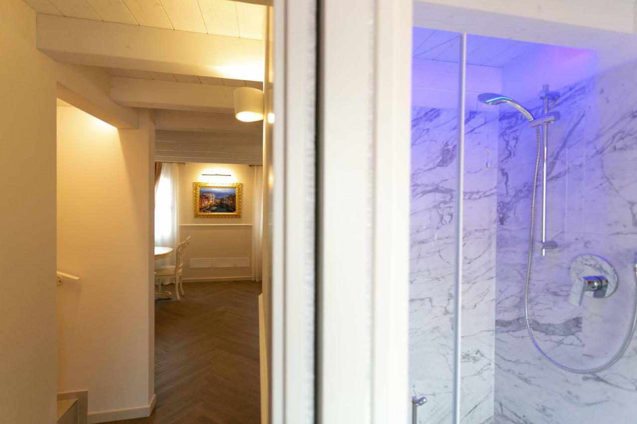 Ca' Vittoria Boutique House Apartsuite Кьоджа Экстерьер фото